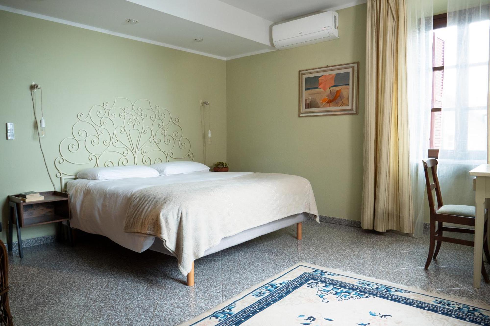 Bed and Breakfast L'Aromatario Нейве Экстерьер фото