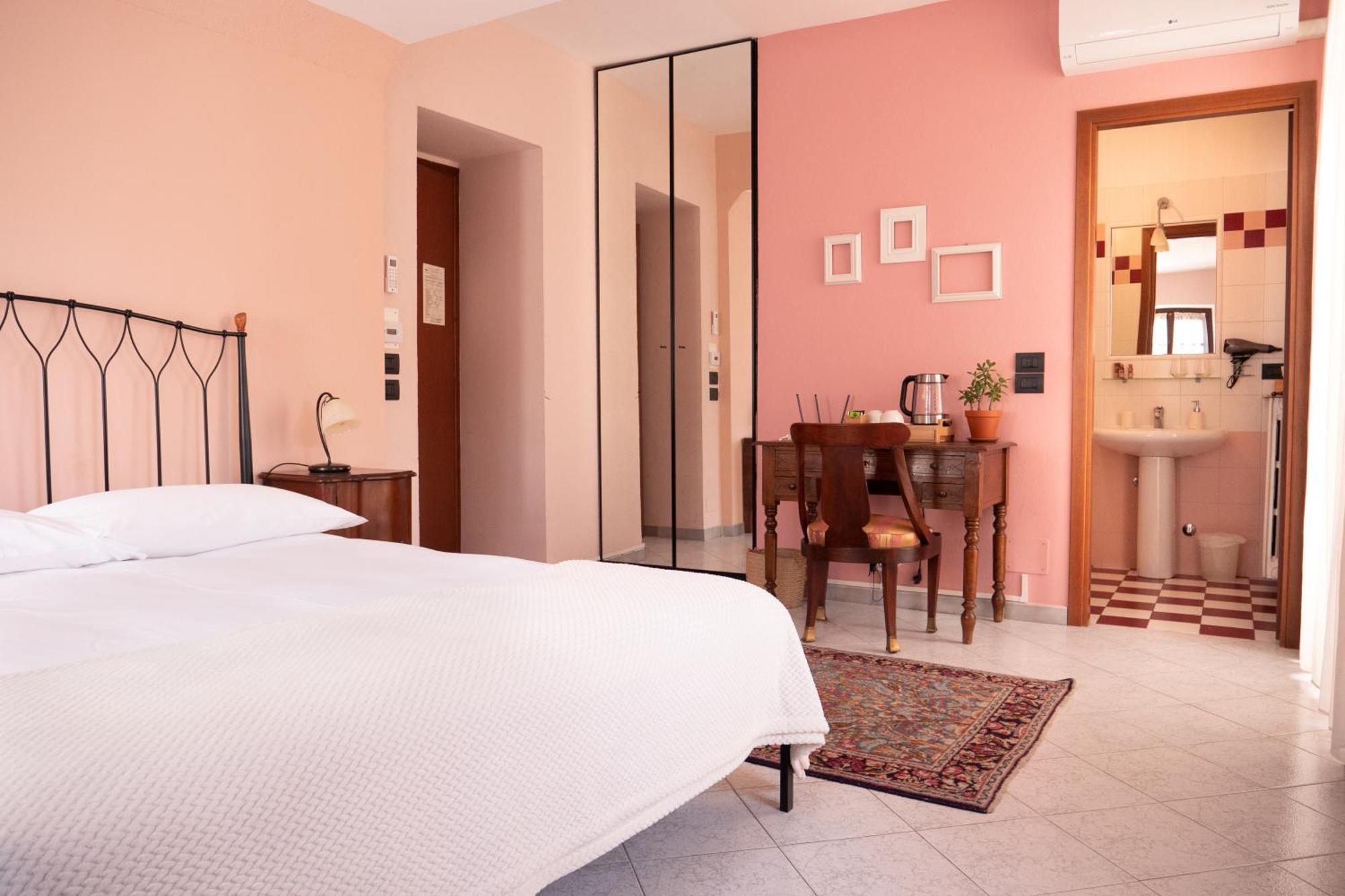Bed and Breakfast L'Aromatario Нейве Экстерьер фото