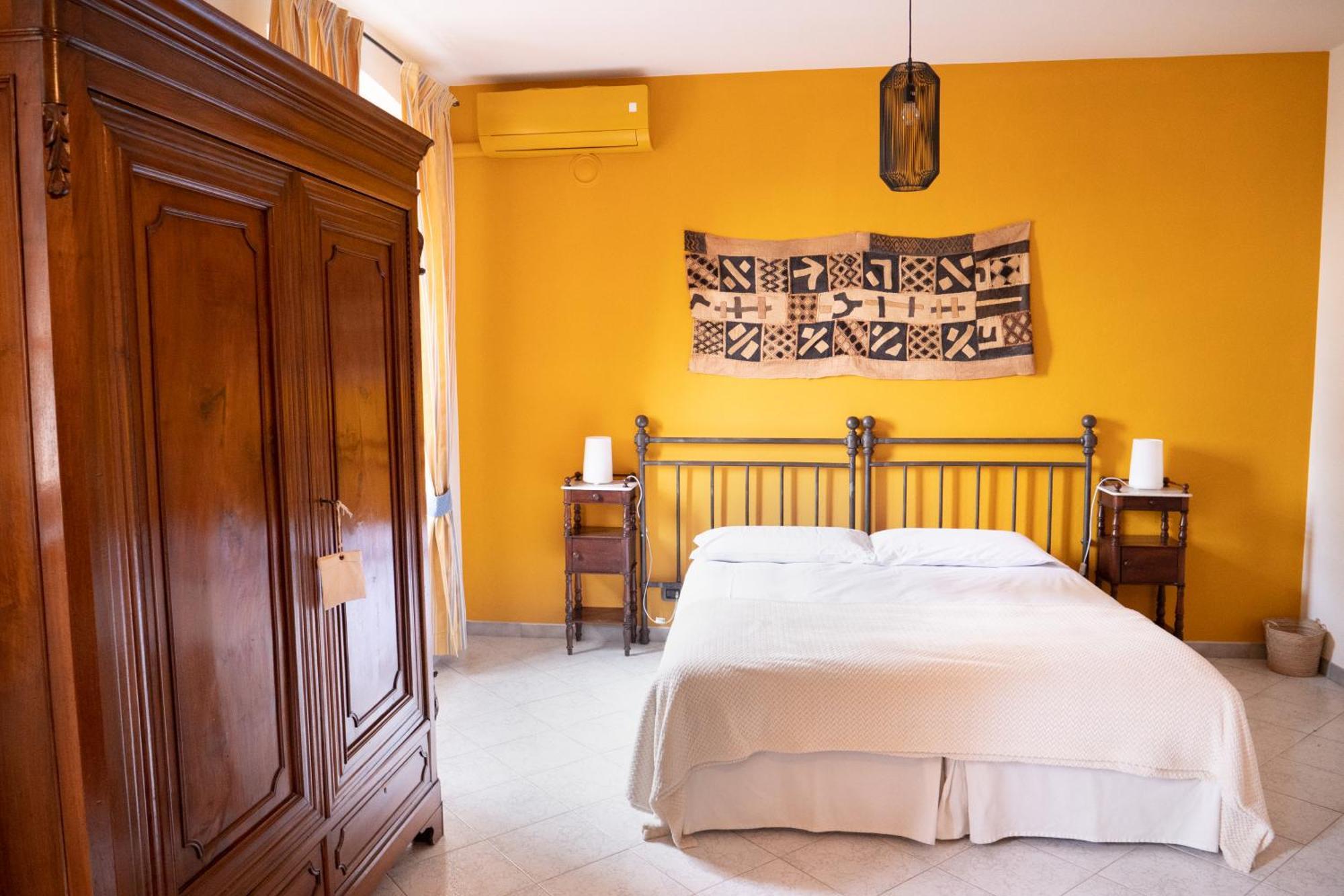 Bed and Breakfast L'Aromatario Нейве Экстерьер фото