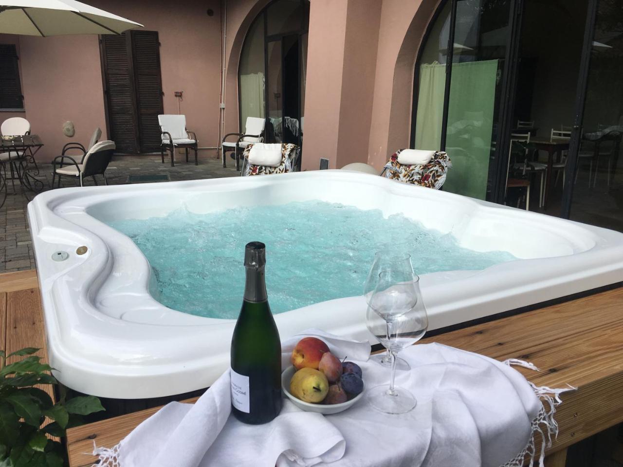 Bed and Breakfast L'Aromatario Нейве Экстерьер фото